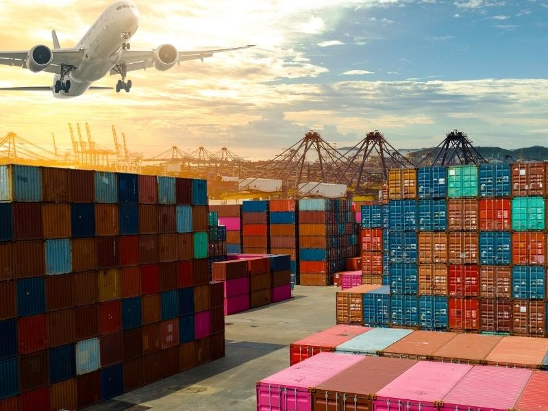 هوش مصنوعی و تحول دیجیتال در حمل و نقل بین‌المللی